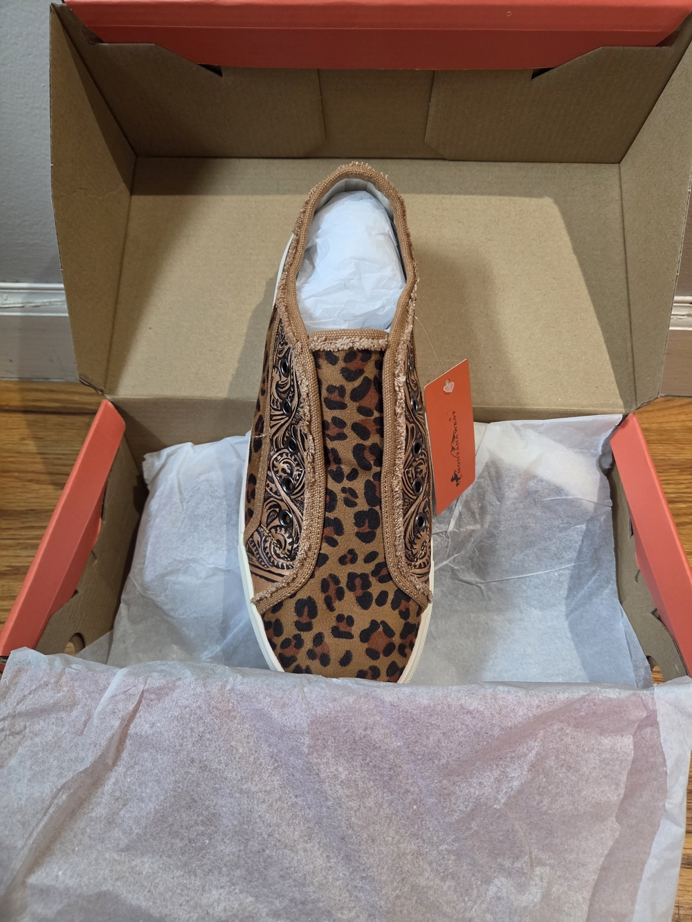 Montana West Leopard Print Slip-On Women’s Sneakers - Brown